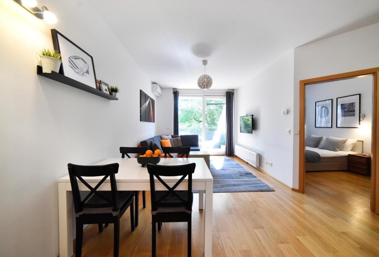 Apartma Block Park With Private Garage Parking Zagreb